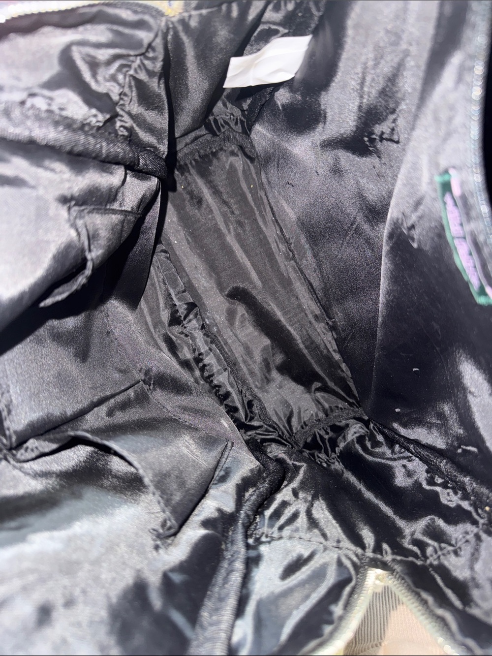Sparkle back pack 🤍🖤🤍 - Picture 7 of 7